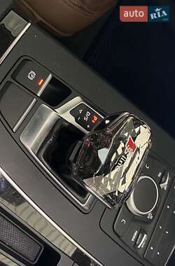 Внедорожник / Кроссовер Audi Q5 2018 в 