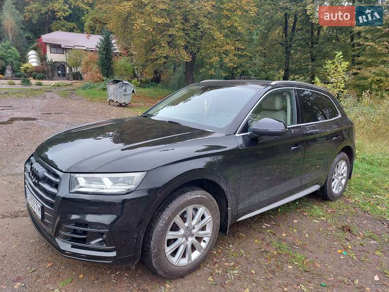 Внедорожник / Кроссовер Audi Q5 2019 в Дрогобыче