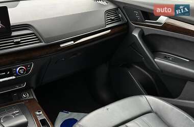 Внедорожник / Кроссовер Audi Q5 2019 в 