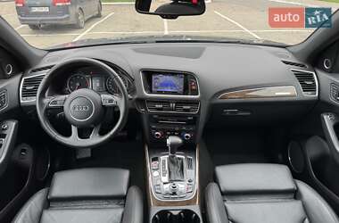 Внедорожник / Кроссовер Audi Q5 2016 в 