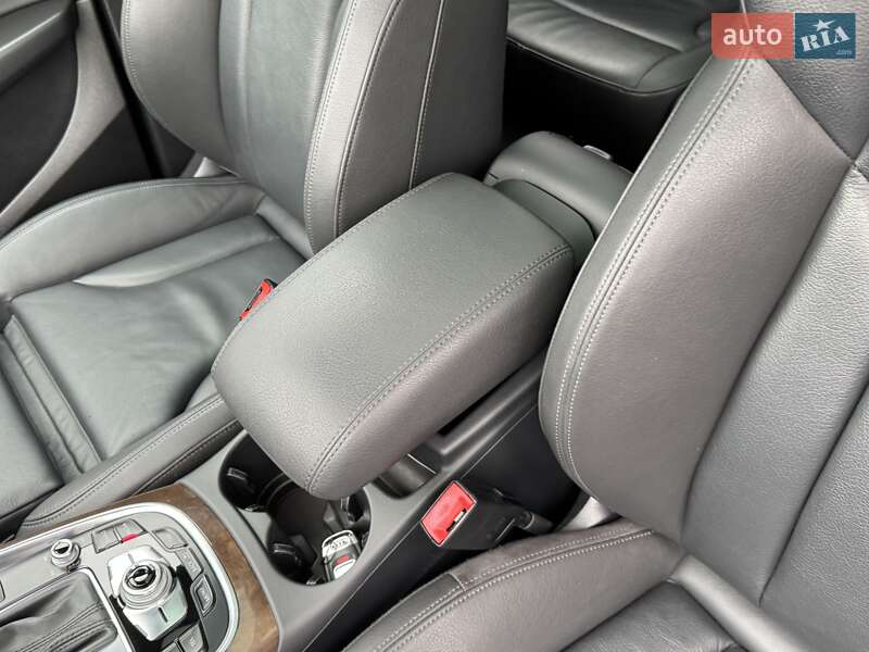 Внедорожник / Кроссовер Audi Q5 2016 в Луцке