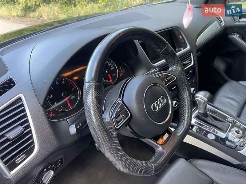 Внедорожник / Кроссовер Audi Q5 2015 в Ровно