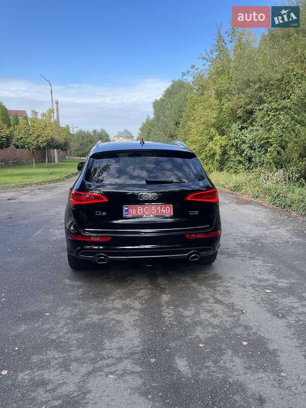 Внедорожник / Кроссовер Audi Q5 2015 в Ровно