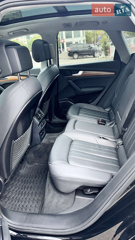 Внедорожник / Кроссовер Audi Q5 2022 в Одессе фото 27 Внедорожник / Кроссовер Audi Q5 2022 в Одессе