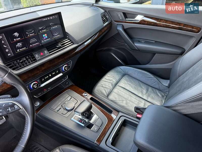 Позашляховик / Кросовер Audi Q5 2017 в Рівному фото 29 Позашляховик / Кросовер Audi Q5 2017 в Рівному