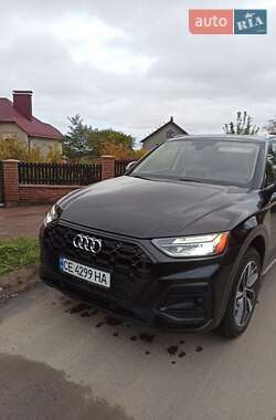 Позашляховик / Кросовер Audi Q5 2021 в 