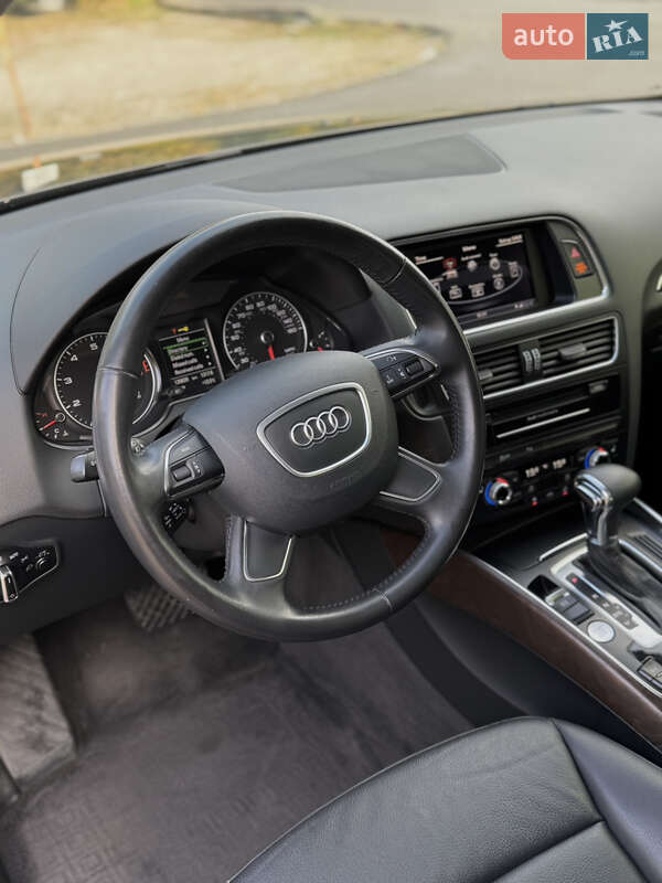 Позашляховик / Кросовер Audi Q5 2014 в Дніпрі