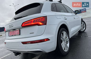 Внедорожник / Кроссовер Audi Q5 2019 в 