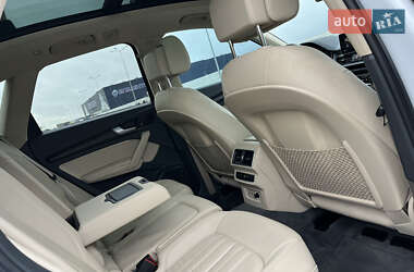Внедорожник / Кроссовер Audi Q5 2019 в 