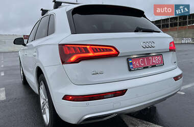 Внедорожник / Кроссовер Audi Q5 2019 в 