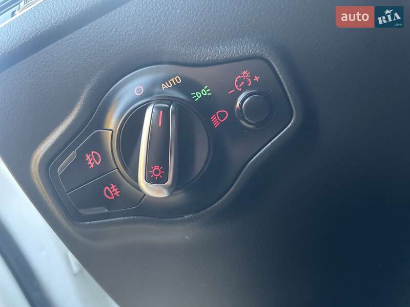 Внедорожник / Кроссовер Audi Q5 2015 в Киеве фото 47 Внедорожник / Кроссовер Audi Q5 2015 в Киеве