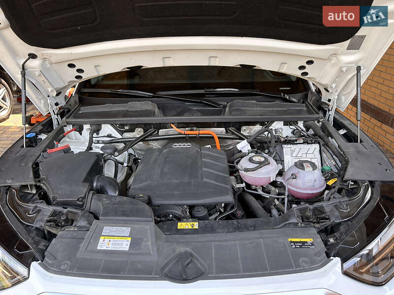 Внедорожник / Кроссовер Audi Q5 2022 в Киеве фото 14 Внедорожник / Кроссовер Audi Q5 2022 в Киеве