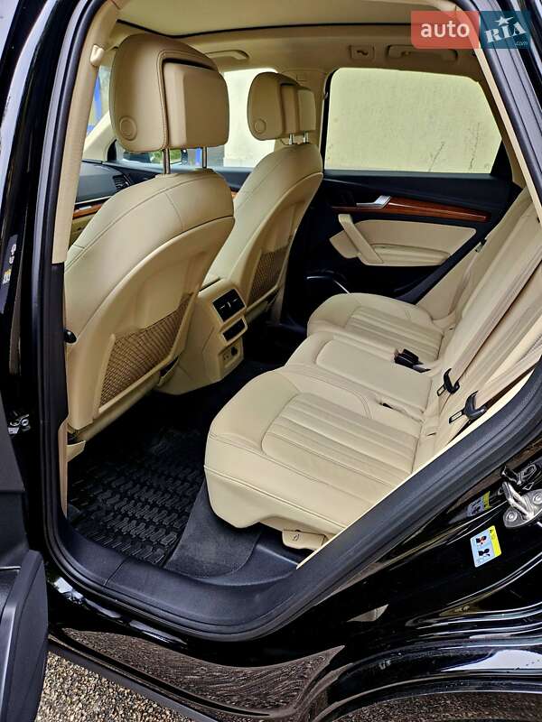 Позашляховик / Кросовер Audi Q5 2021 в Кривому Розі