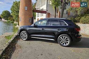 Позашляховик / Кросовер Audi Q5 2021 в  фото 22 Позашляховик / Кросовер Audi Q5 2021 в