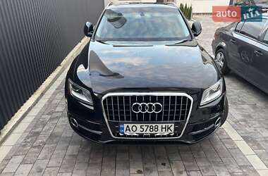 Внедорожник / Кроссовер Audi Q5 2015 в Ужгороде