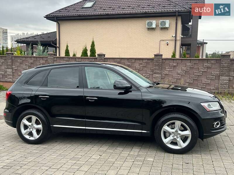 Позашляховик / Кросовер Audi Q5 2015 в Рівному