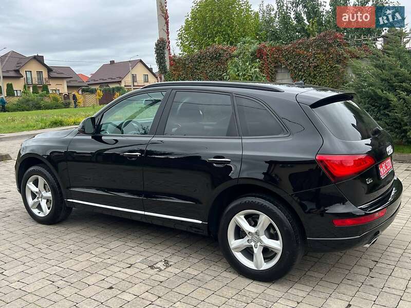 Позашляховик / Кросовер Audi Q5 2015 в Рівному