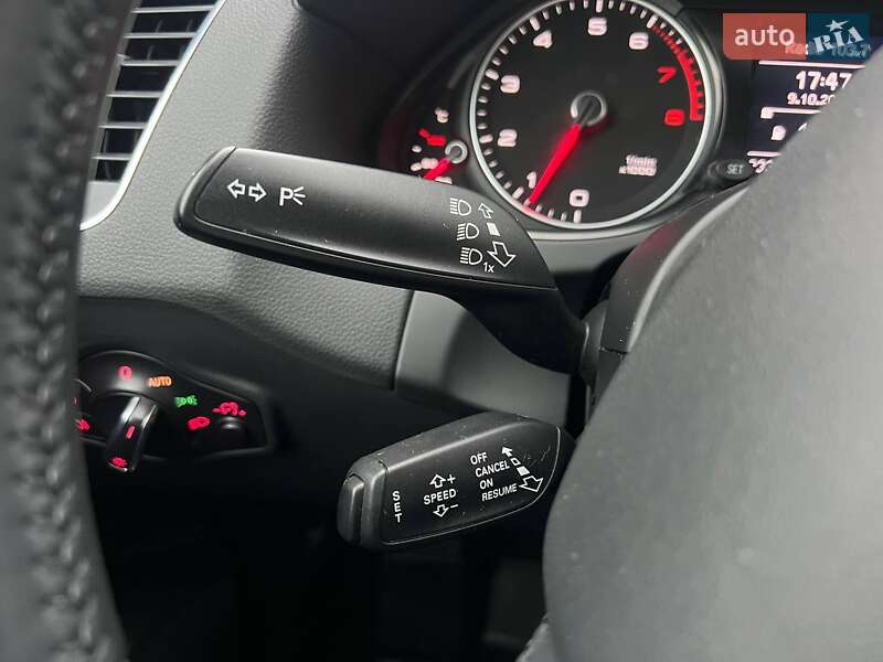 Позашляховик / Кросовер Audi Q5 2015 в Рівному