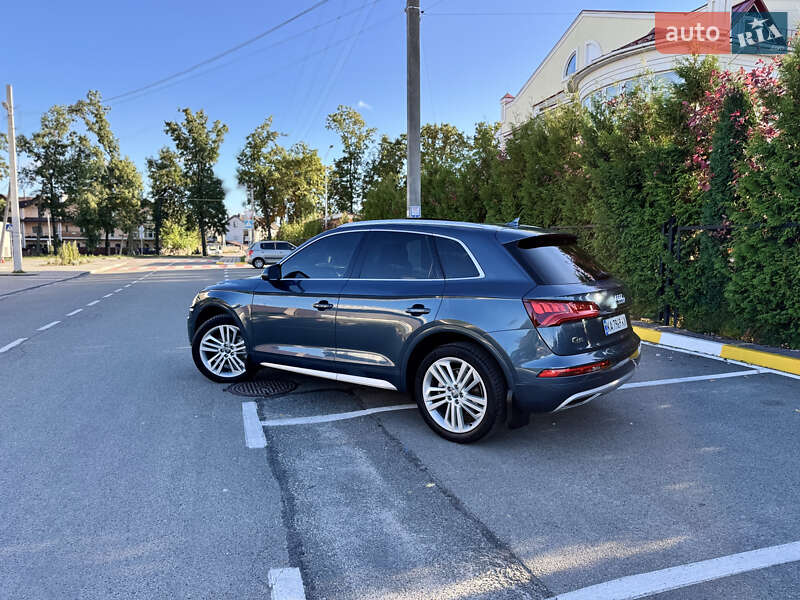 Внедорожник / Кроссовер Audi Q5 2017 в Киеве
