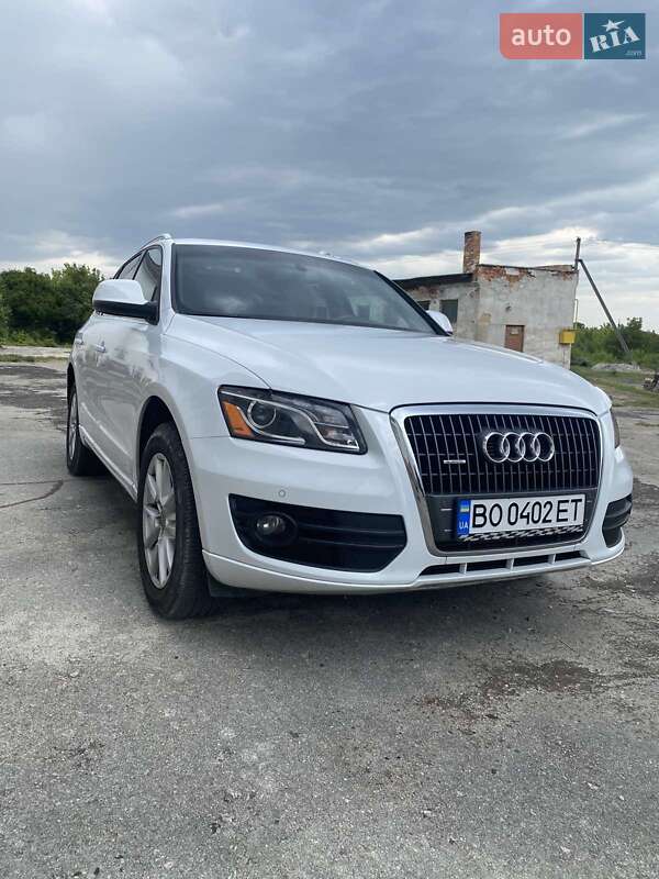 Позашляховик / Кросовер Audi Q5 2011 в Тернополі
