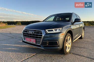 Внедорожник / Кроссовер Audi Q5 2018 в 