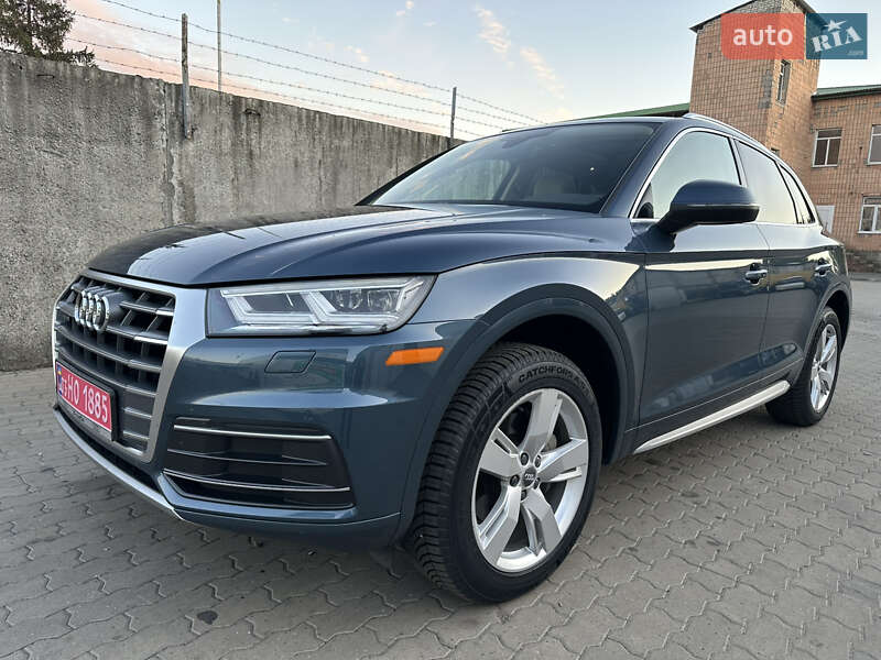 Внедорожник / Кроссовер Audi Q5 2018 в Луцке