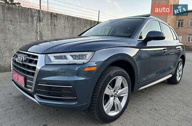 Внедорожник / Кроссовер Audi Q5 2018 в 