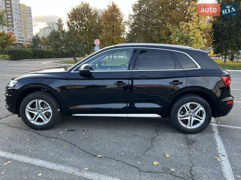 Внедорожник / Кроссовер Audi Q5 2017 в Киеве