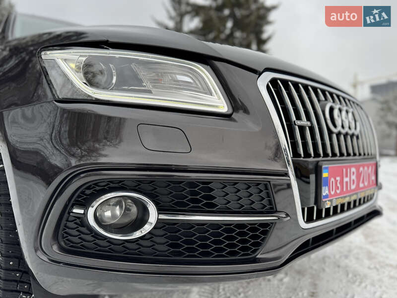 Позашляховик / Кросовер Audi Q5 2017 в Чернівцях
