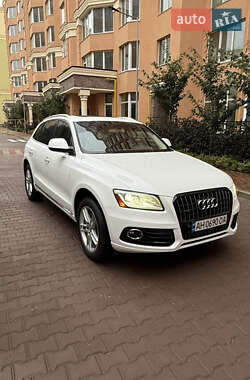 Позашляховик / Кросовер Audi Q5 2014 в Києві