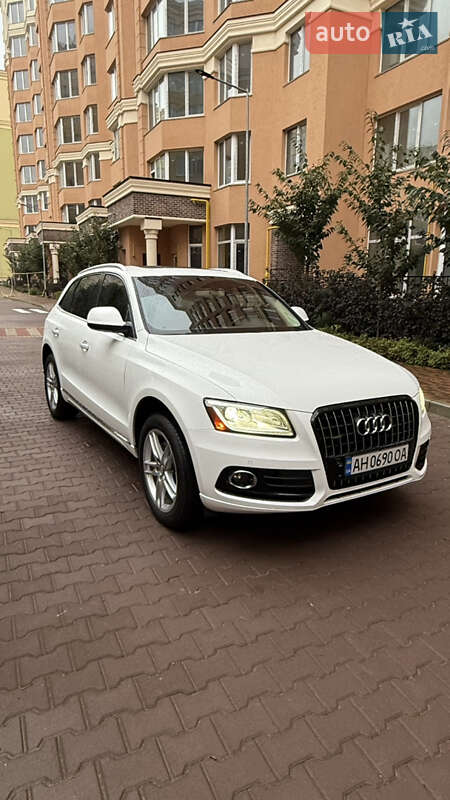 Внедорожник / Кроссовер Audi Q5 2014 в 