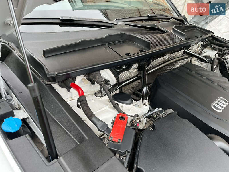 Внедорожник / Кроссовер Audi Q5 2020 в Луцке