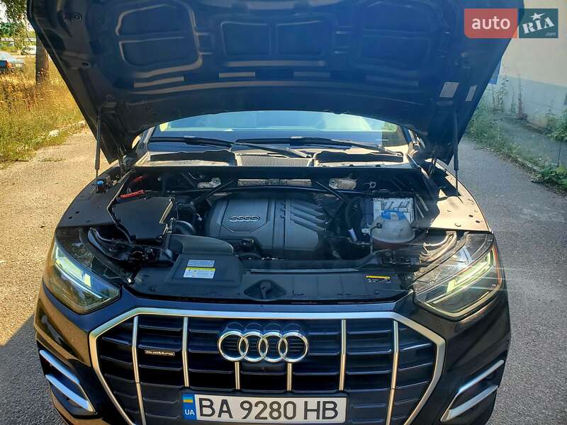 Позашляховик / Кросовер Audi Q5 2021 в Кривому Розі