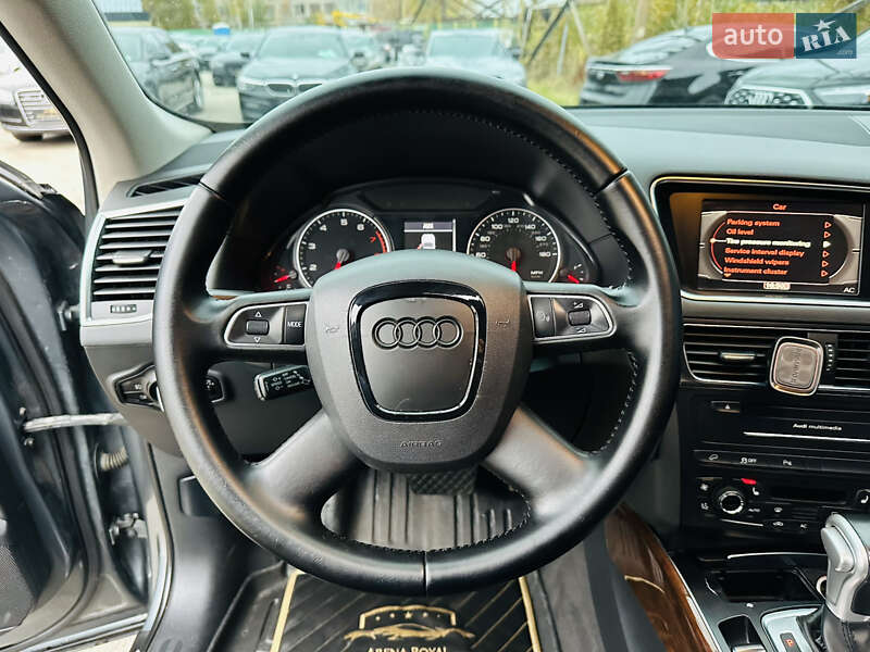 Внедорожник / Кроссовер Audi Q5 2011 в Харькове
