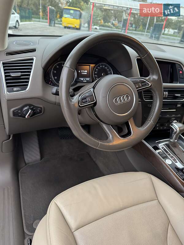 Позашляховик / Кросовер Audi Q5 2014 в Києві