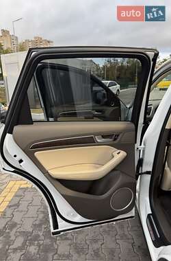 Внедорожник / Кроссовер Audi Q5 2014 в 