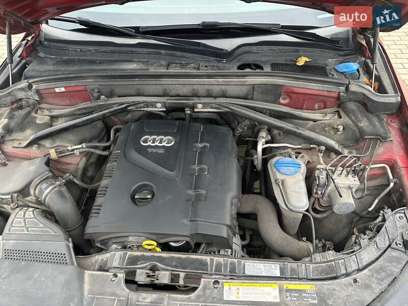 Позашляховик / Кросовер Audi Q5 2013 в Луцьку