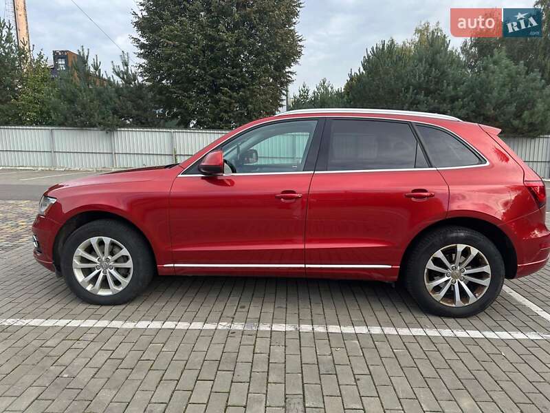 Позашляховик / Кросовер Audi Q5 2013 в Луцьку