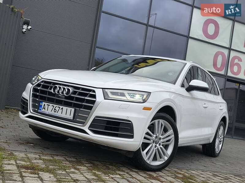 Внедорожник / Кроссовер Audi Q5 2017 в Ивано-Франковске