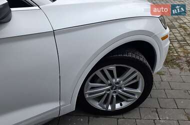 Позашляховик / Кросовер Audi Q5 2017 в 