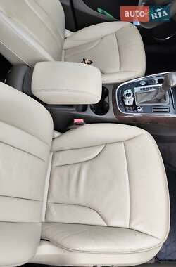 Внедорожник / Кроссовер Audi Q5 2013 в 