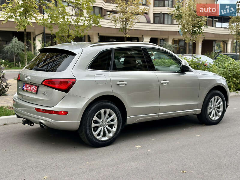 Позашляховик / Кросовер Audi Q5 2014 в Києві