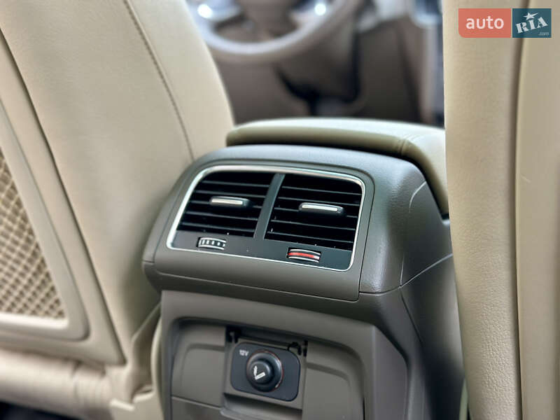 Позашляховик / Кросовер Audi Q5 2014 в Києві
