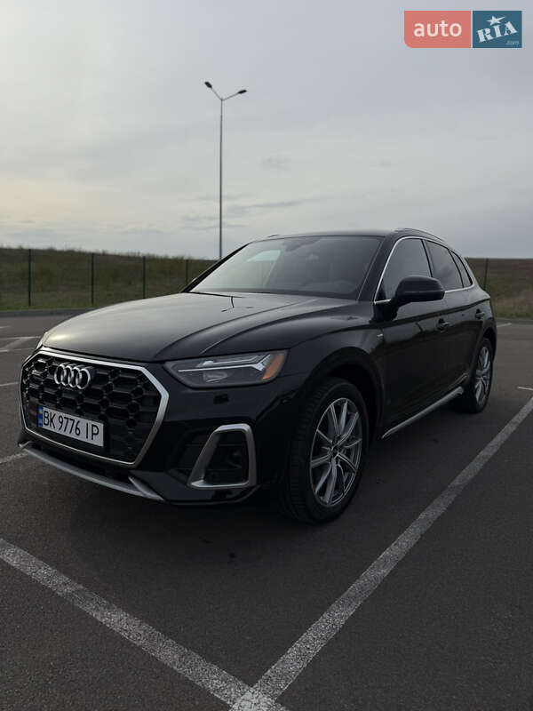 Позашляховик / Кросовер Audi Q5 2020 в Рівному