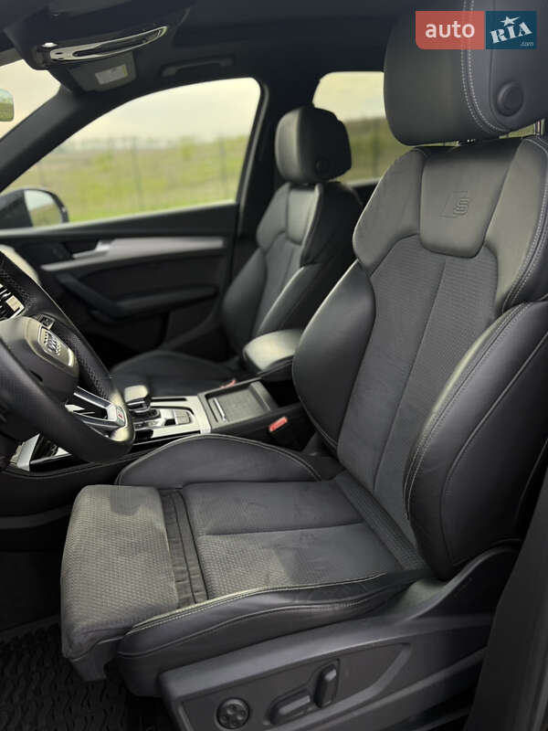 Позашляховик / Кросовер Audi Q5 2020 в Рівному