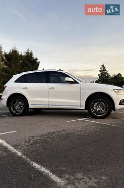 Позашляховик / Кросовер Audi Q5 2016 в 
