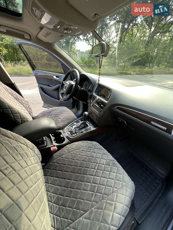 Позашляховик / Кросовер Audi Q5 2012 в Києві