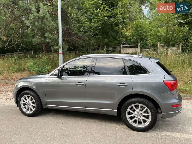 Позашляховик / Кросовер Audi Q5 2012 в Києві