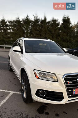 Позашляховик / Кросовер Audi Q5 2016 в 