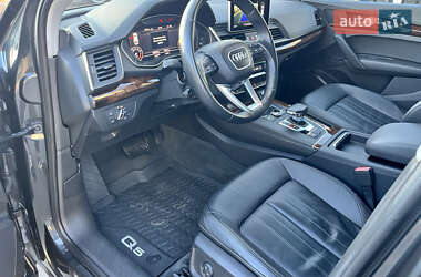 Позашляховик / Кросовер Audi Q5 2017 в 